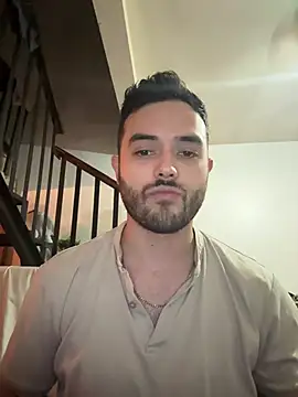 acmello83 online show from April 10, 2026, 8:13 pm