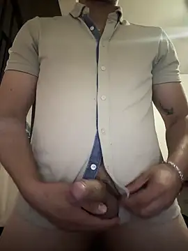 acmello83 online show from April 12, 2026, 5:51 pm