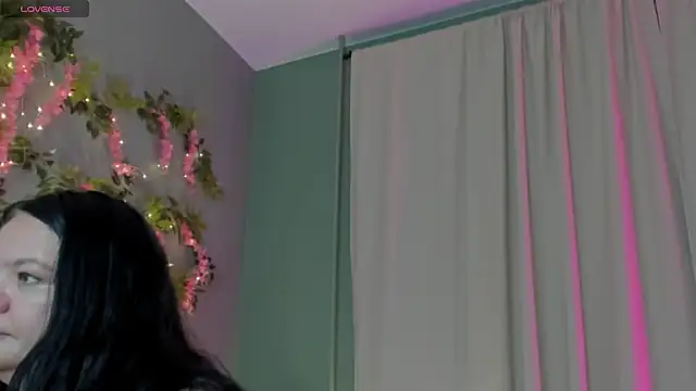 sandra jackson online show from November 6, 2025, 2:34 am