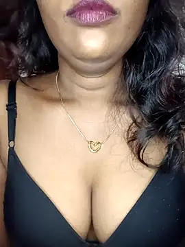 Tamil kavinila online show from November 13, 2025, 4:55 am