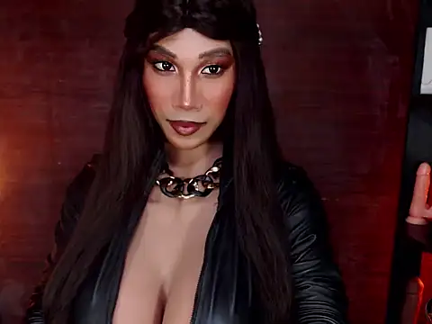 Snapshot of JayeTan chatting on November 19, 2025, 10:26 am JayeTan online show from November 19, 2025, 10:26 am