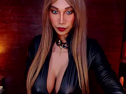 Snapshot of JayeTan chatting on November 26, 2025, 8:48 am JayeTan online show from November 26, 2025, 8:48 am