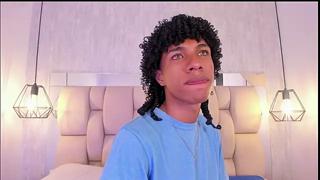 Johan gz  online show from March 29, 2026, 1:33 pm