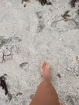 sarahkat86 online show from October 25, 2025, 7:08 pm