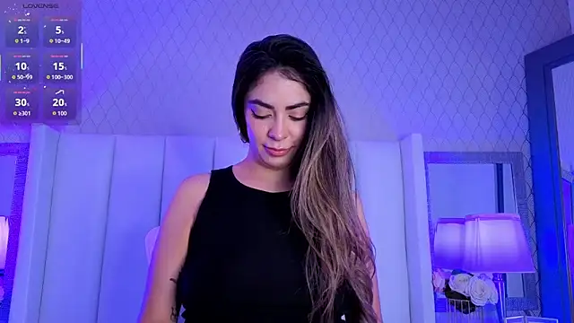 CristalHeart  online show from April 17, 2026, 1:47 pm