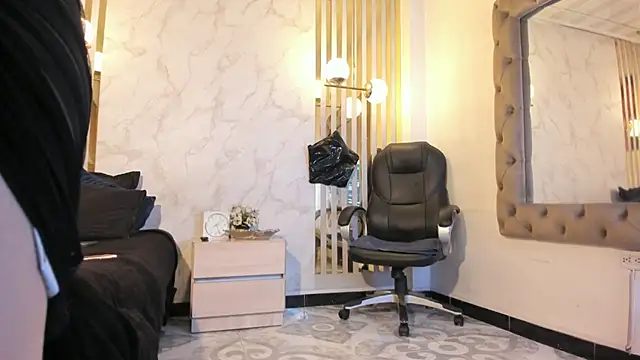 Ariagh  online show from February 16, 2026, 7:21 pm