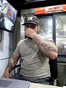 Catire10  online show from December 2, 2025, 2:23 pm