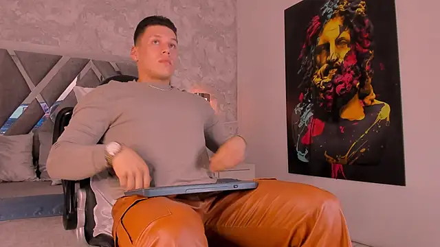 Snapshot of niklas_braun chatting on September 12, 2025, 7:47 pm niklas braun online show from September 12, 2025, 7:47 pm