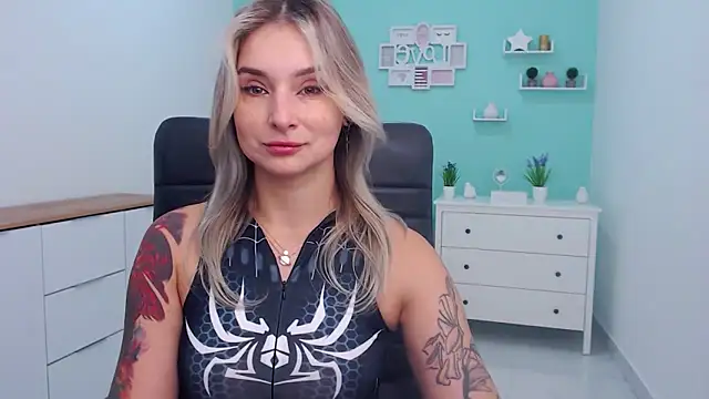 LilFleurish online show from October 30, 2025, 5:20 am