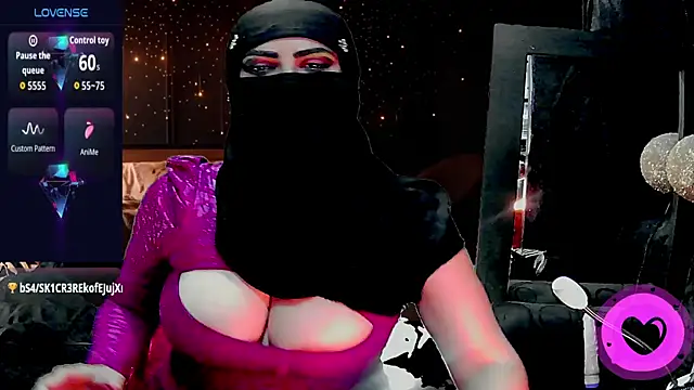 SultanaLayla online show from November 29, 2025, 8:56 pm