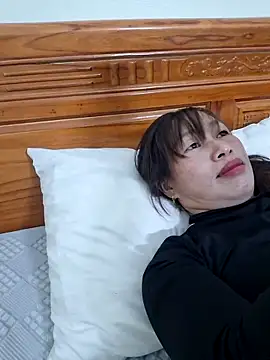 ngocngoc cute online show from December 21, 2025, 1:18 pm