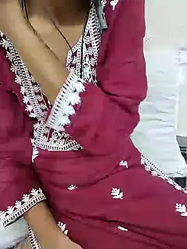 Anjana Lovely online show from October 25, 2025, 5:37 am