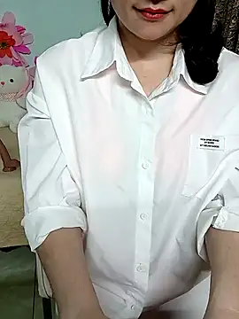 Spa-LinhLinh online show from December 3, 2025, 9:57 pm