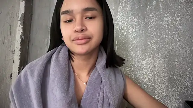 lelasohna online show from February 11, 2026, 9:03 am