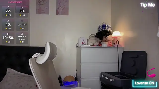 lelasohna online show from March 27, 2026, 10:15 am