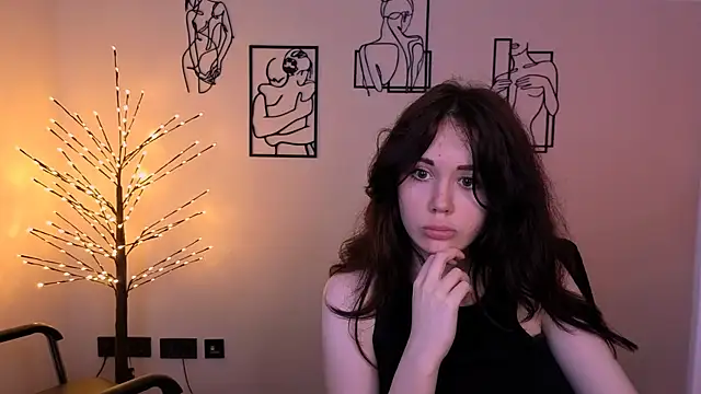 riley sanders online show from July 11, 2026, 9:38 pm