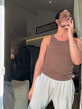 Snapshot of Gipsyboysteve chatting on October 24, 2025, 2:24 pm Gipsyboysteve online show from October 24, 2025, 2:24 pm