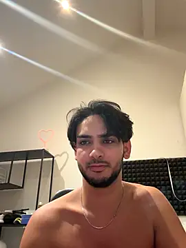 Snapshot of Gipsyboysteve chatting on October 28, 2025, 9:13 am Gipsyboysteve online show from October 28, 2025, 9:13 am