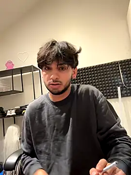 Snapshot of Gipsyboysteve chatting on October 29, 2025, 5:42 am Gipsyboysteve online show from October 29, 2025, 5:42 am