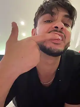 Snapshot of Gipsyboysteve chatting on November 27, 2025, 4:47 am Gipsyboysteve online show from November 27, 2025, 4:47 am