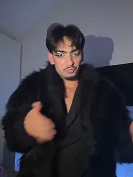 Gipsyboysteve online show from December 13, 2025, 7:53 pm