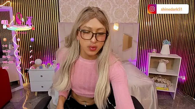 Shinedark tay1 online show from September 17, 2025, 3:08 am