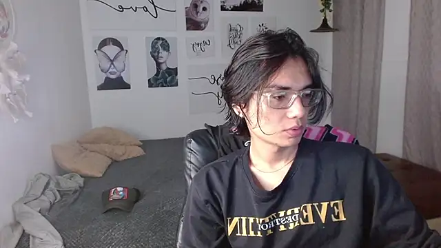 davoxer online show from November 9, 2025, 3:49 am