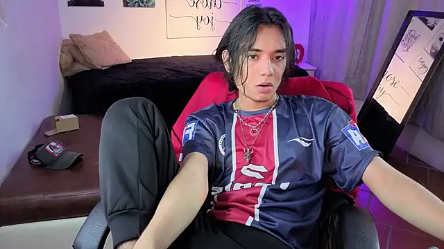 Snapshot of davoxer chatting on February 8, 2026, 3:43 am davoxer online show from February 8, 2026, 3:43 am