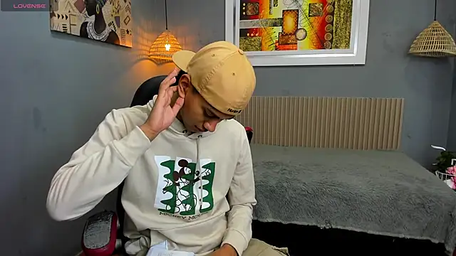 markbowie online show from November 11, 2025, 11:32 am