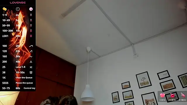 Coco joness online show from September 18, 2025, 7:49 pm