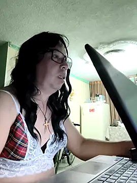 angellaalexa3 online show from April 8, 2026, 12:10 am