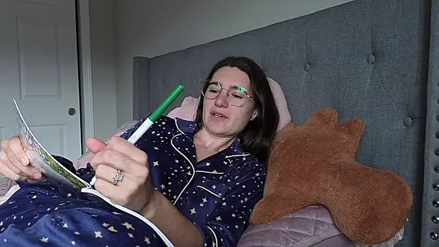 bambifarrina online show from November 8, 2025, 5:23 pm