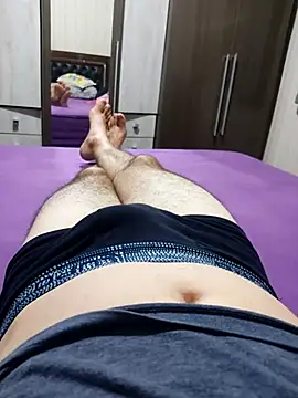 Gustavo198045 online show from February 8, 2026, 2:48 am