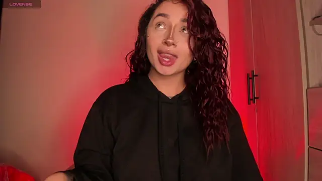 Snapshot of scarlett_Collinss chatting on February 20, 2026, 4:53 am scarlett Collinss online show from February 20, 2026, 4:53 am