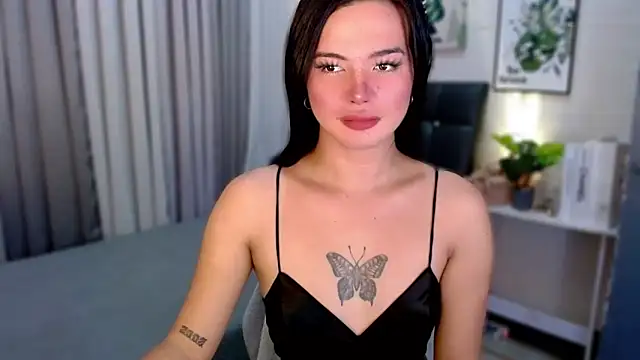 Snapshot of _SexyButterfly chatting on October 25, 2025, 1:40 pm  SexyButterfly online show from October 25, 2025, 1:40 pm