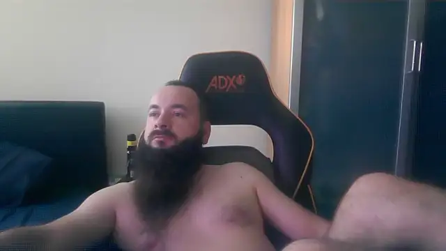 LondonMan1988 online show from October 26, 2025, 8:09 am