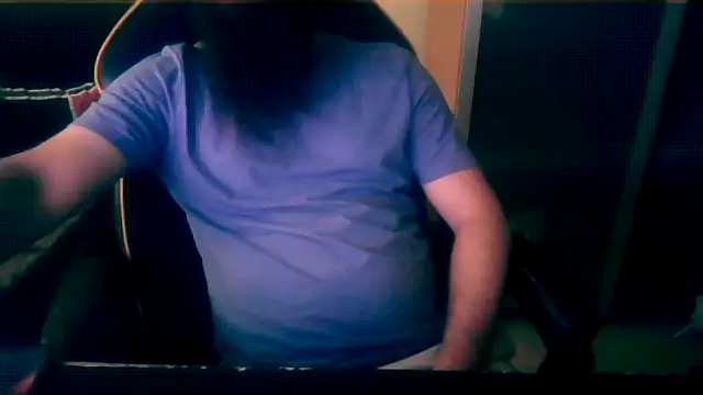 LondonMan1988 online show from April 17, 2026, 5:43 am