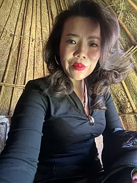 anna yngs online show from February 4, 2026, 5:46 am