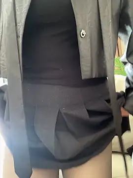 anna yngs online show from February 26, 2026, 3:38 am