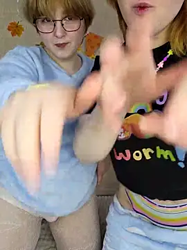 xrixsyx and ricky online show from November 13, 2025, 7:18 am