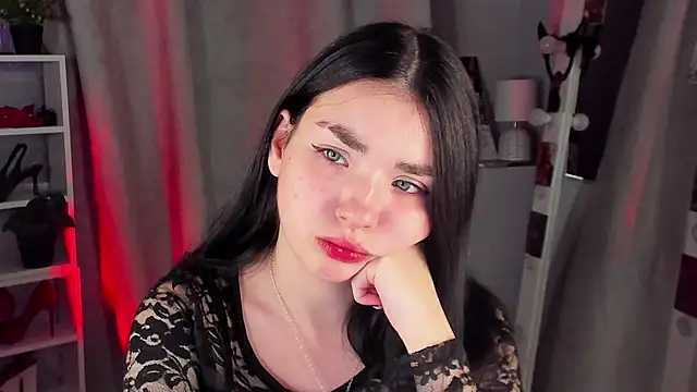 Marissa Garcia online show from October 6, 2025, 6:16 pm