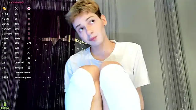 ColeStorm online show from December 2, 2025, 4:40 am