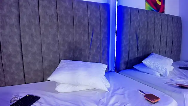 Snapshot of luna78hard chatting on November 5, 2025, 3:28 am luna78hard online show from November 5, 2025, 3:28 am