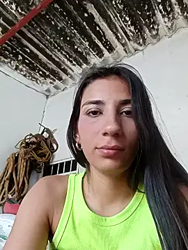 Snapshot of -juicy_ chatting on September 8, 2025, 7:46 pm -juicy  online show from September 8, 2025, 7:46 pm