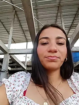 Snapshot of -juicy_ chatting on October 10, 2025, 8:52 pm -juicy  online show from October 10, 2025, 8:52 pm