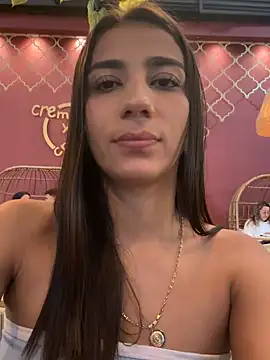 Snapshot of -juicy_ chatting on October 27, 2025, 10:25 pm -juicy  online show from October 27, 2025, 10:25 pm