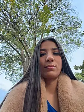 Snapshot of -juicy_ chatting on February 6, 2026, 10:46 pm -juicy online show from February 6, 2026, 10:46 pm