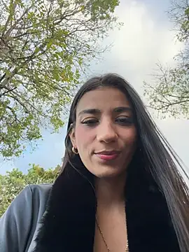 Snapshot of -juicy_ chatting on February 10, 2026, 10:25 pm -juicy online show from February 10, 2026, 10:25 pm