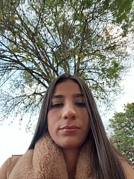 -juicy  online show from March 12, 2026, 11:00 pm