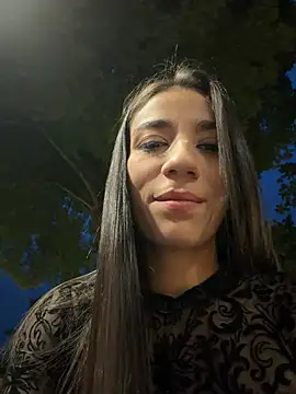 Snapshot of -juicy_ chatting on July 12, 2026, 11:29 pm -juicy online show from July 12, 2026, 11:29 pm